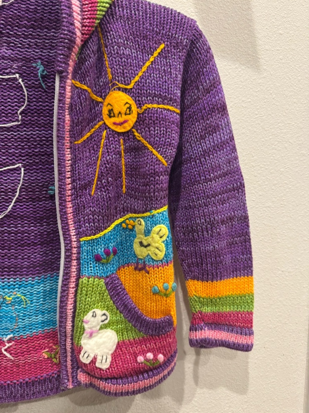 Peruvian sweater - Picture 3 of 5